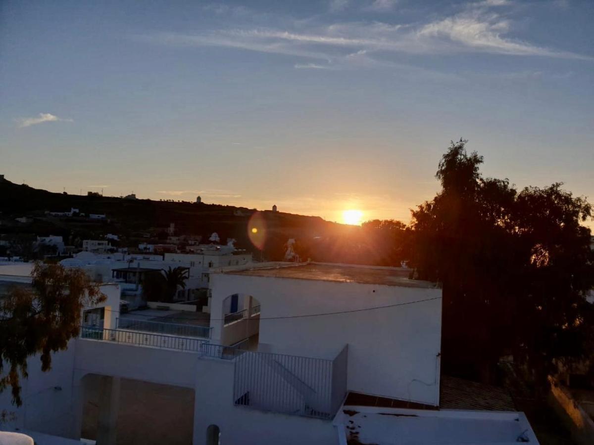 Apartament Lux House With Outdoor Jacuzzi And Sea View In Santorini Emporio  Zewnętrze zdjęcie