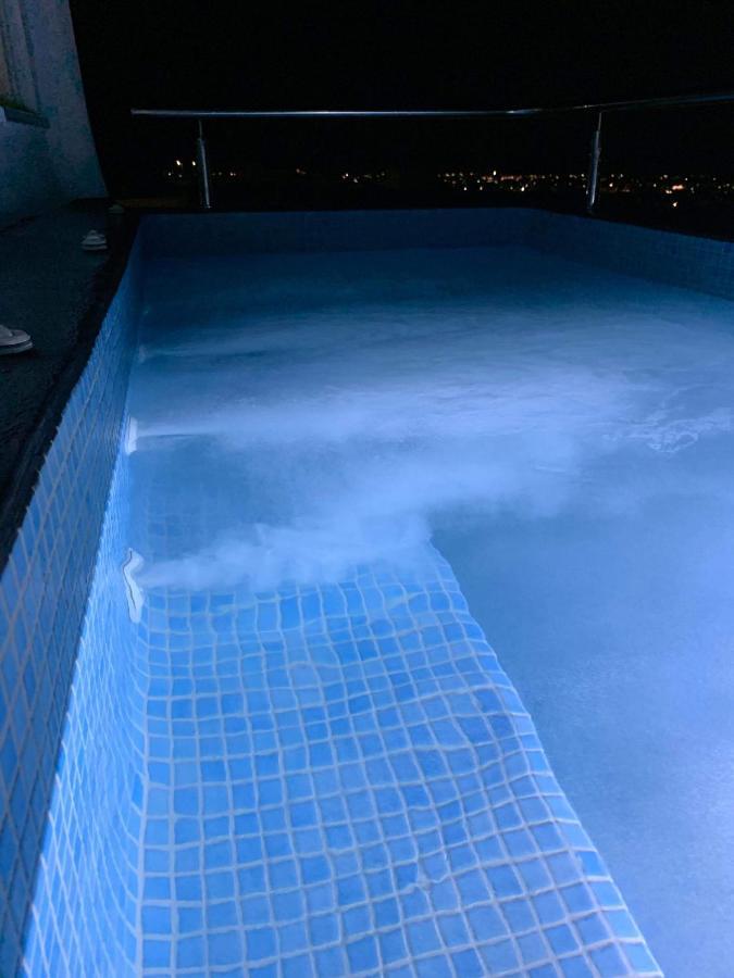 Apartament Lux House With Outdoor Jacuzzi And Sea View In Santorini Emporio  Zewnętrze zdjęcie